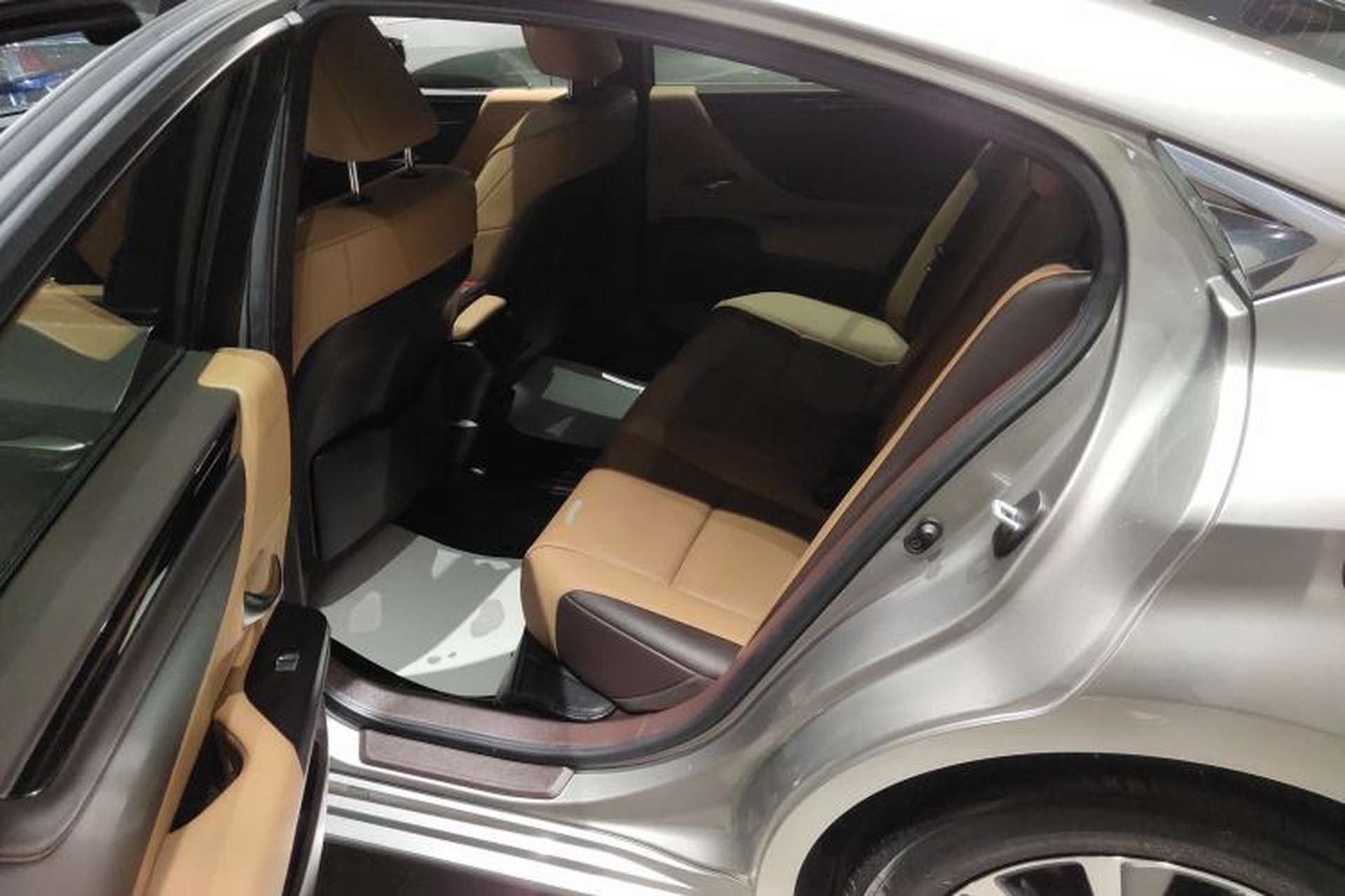 Used Lexus ES 2020 200 Excellence Edition Left Rear Seat