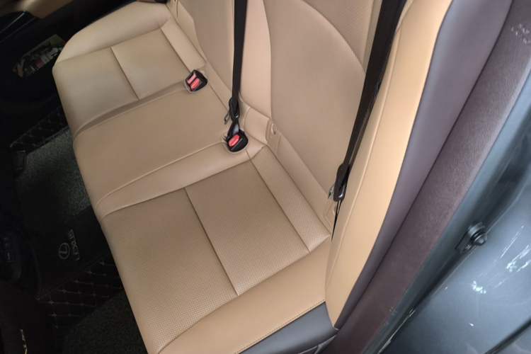 Used Lexus ES 2020 200 Excellence Edition Left Rear Seat