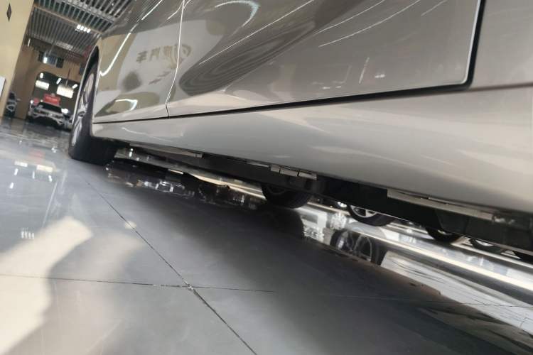 Used Lexus ES 2020 200 Excellence Edition Left Side Sill