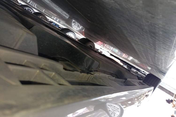 Used Lexus ES 2020 300h Premier Edition Left Side Sill