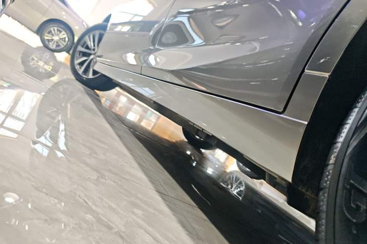 Used Lexus ES 2020 200 Excellence Edition Left Side Sill