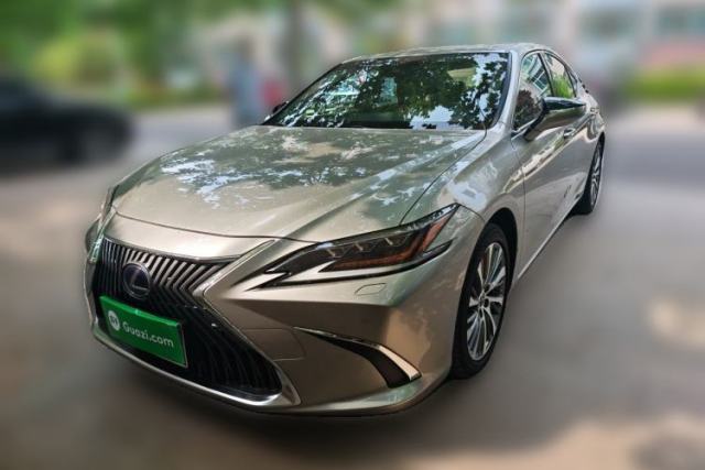 Used Lexus ES 2020 300h Premium Edition