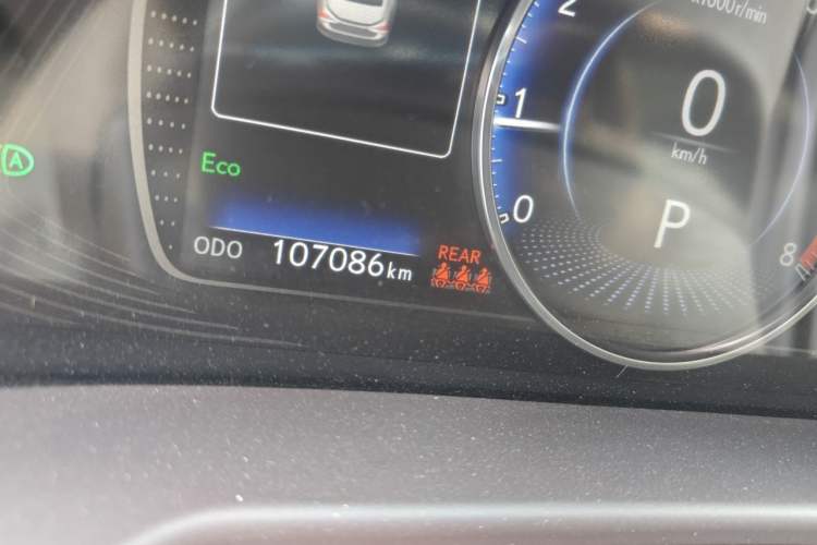 Used Lexus ES 2020 200 Excellence Edition Odometer Close Up