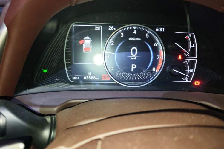 Used Lexus ES 2020 200 Excellence Edition Odometer Close Up