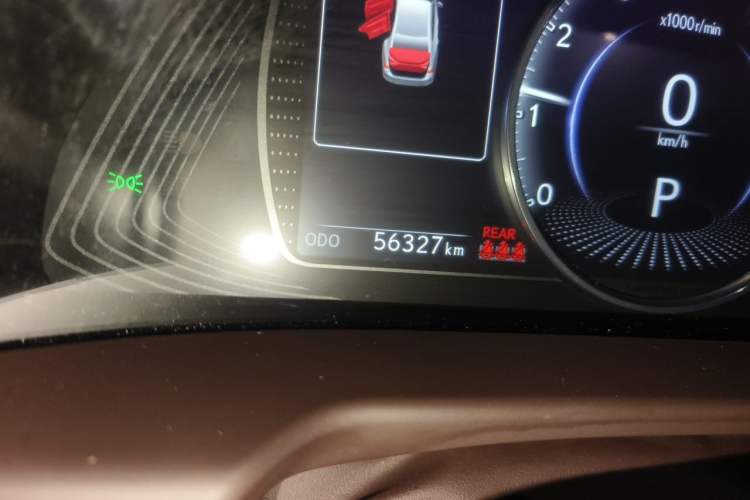 Used Lexus ES 2020 200 Excellence Edition Odometer Close Up