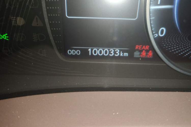 Used Lexus ES 2020 200 Excellence Edition Odometer Close Up