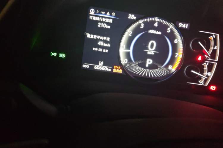 Used Lexus ES 2020 200 Excellence Edition Odometer Close Up