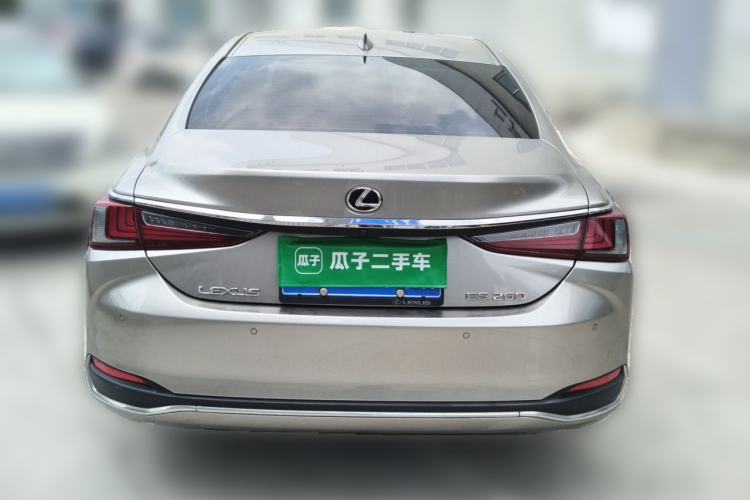 Used Lexus ES 2020 260 Excellence Edition Rear