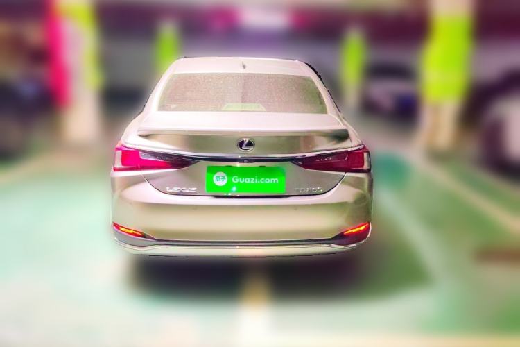Used Lexus ES 2020 200 Excellence Edition Rear