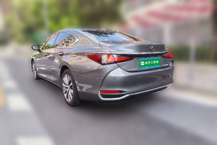 Used Lexus ES 2020 200 Excellence Edition Rear Left 45 Deg