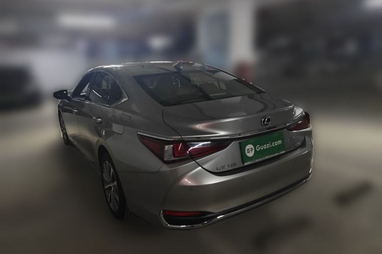 Used Lexus ES 2020 200 Excellence Edition Rear Left 45 Deg