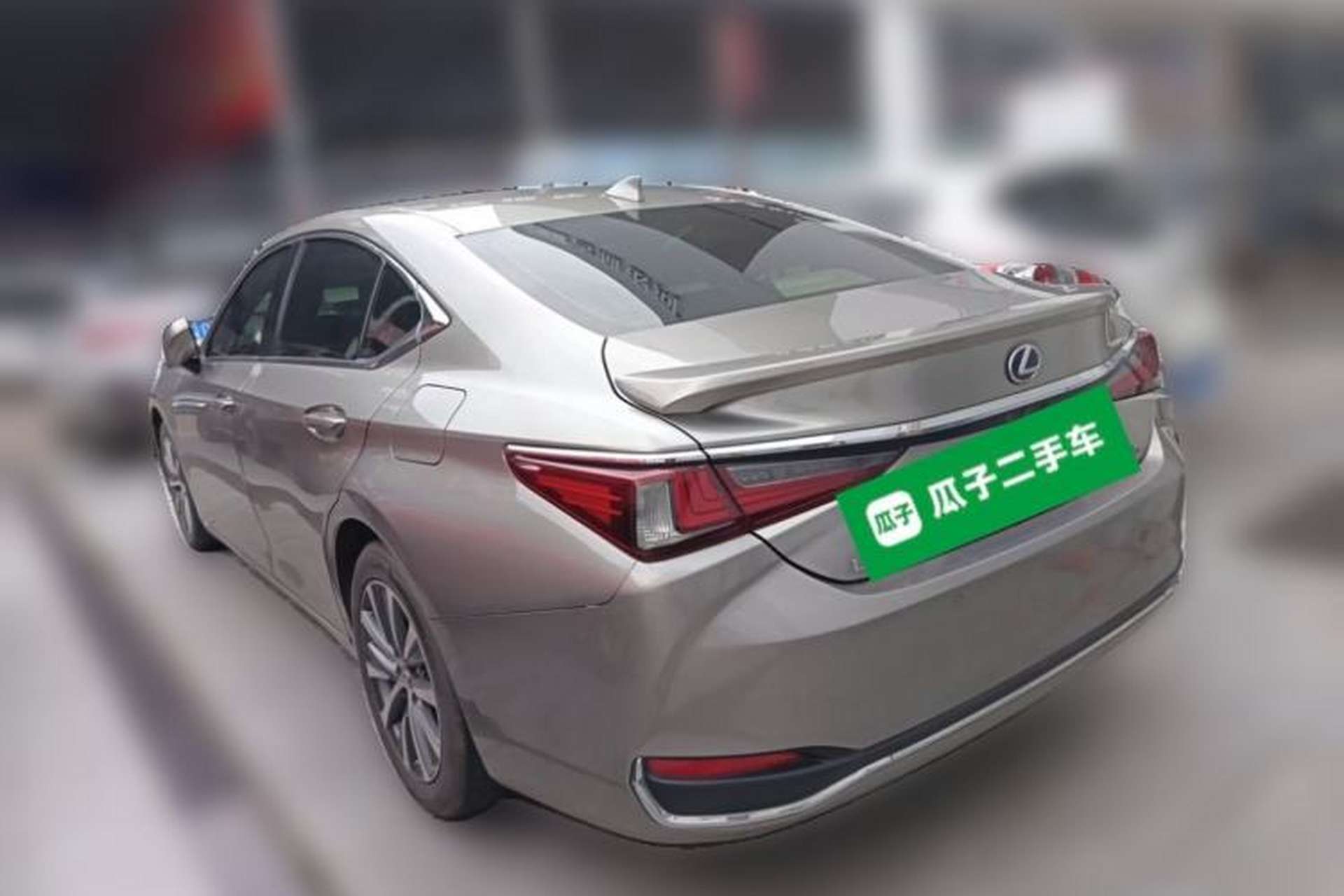Used Lexus ES 2020 300h Premier Edition Rear Left 45 Deg