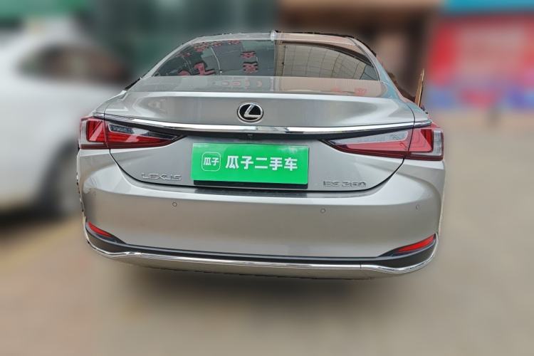 Used Lexus ES 2020 200 Excellence Edition Rear