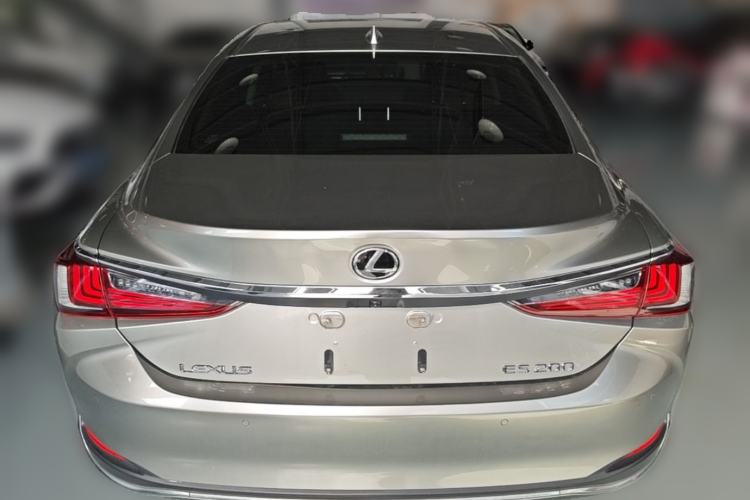 Used Lexus ES 2020 200 Excellence Edition Rear