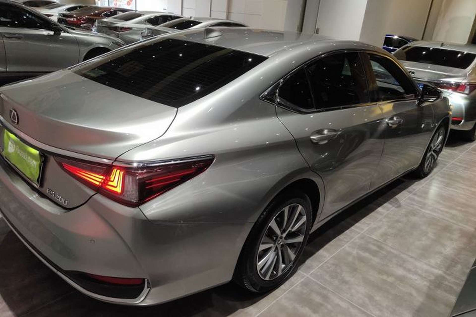 Used Lexus ES 2020 200 Excellence Edition Rear Right 45 Deg