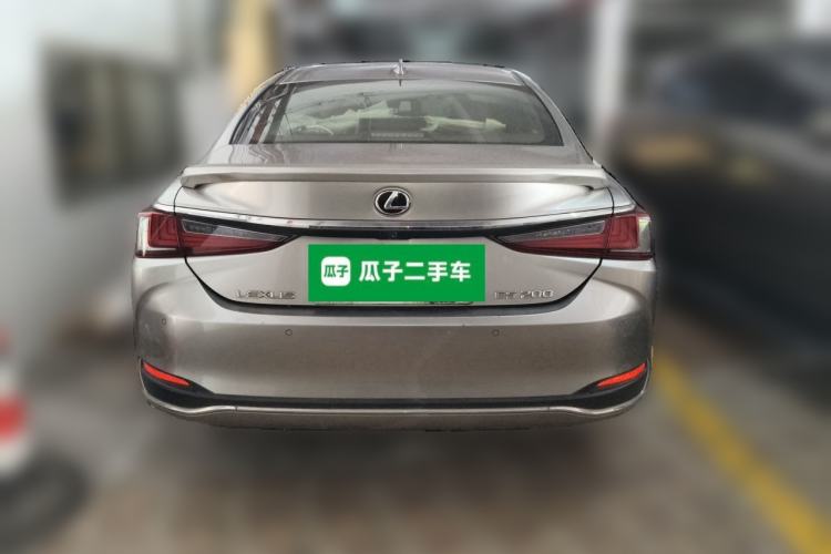Used Lexus ES 2020 200 Excellence Edition Rear