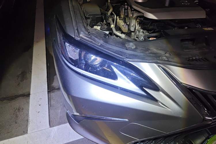 Used Lexus ES 2020 200 Excellence Edition Right Front Headlight