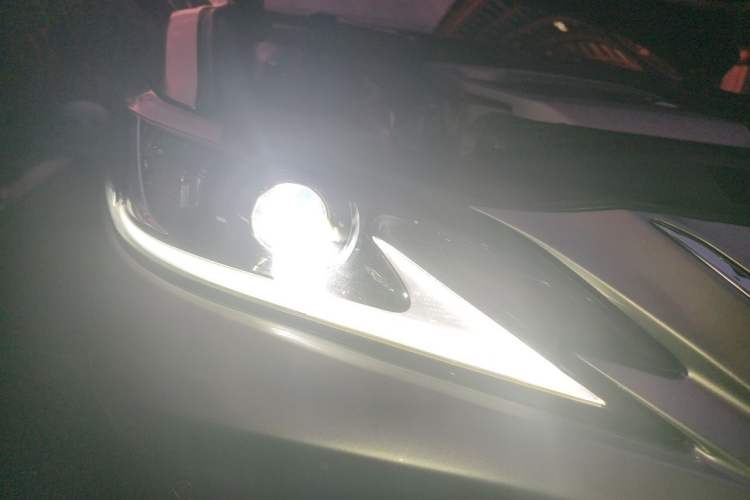 Used Lexus ES 2020 200 Luxury Edition Right Front Headlight