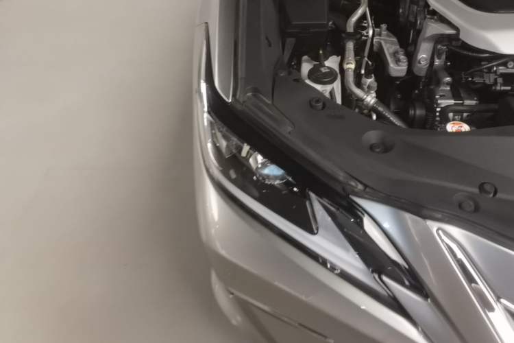 Used Lexus ES 2020 200 Luxury Edition Right Front Headlight