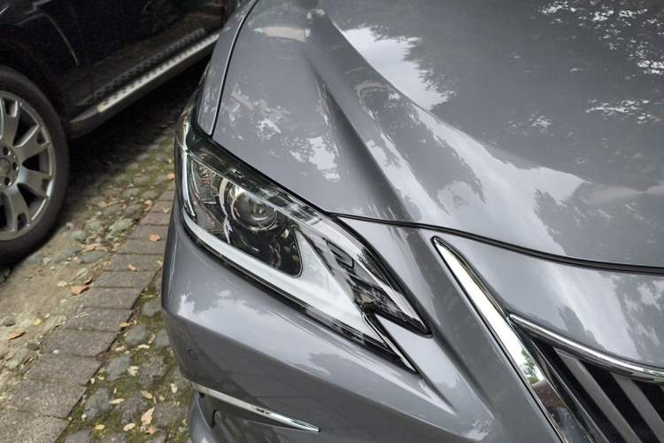 Used Lexus ES 2020 200 Excellence Edition Right Front Headlight
