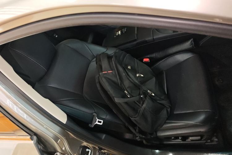 Used Lexus ES 2020 300h Premier Edition Right Front Seat