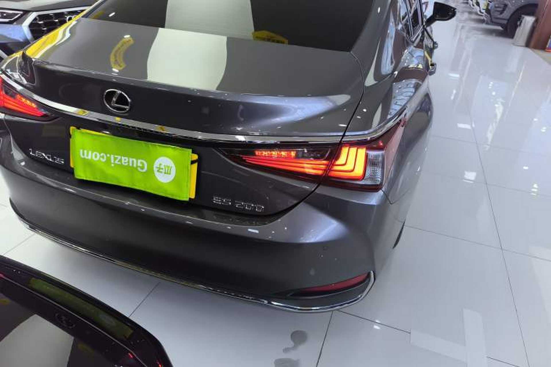 Used Lexus ES 2020 200 Luxury Edition Right Rear Taillight