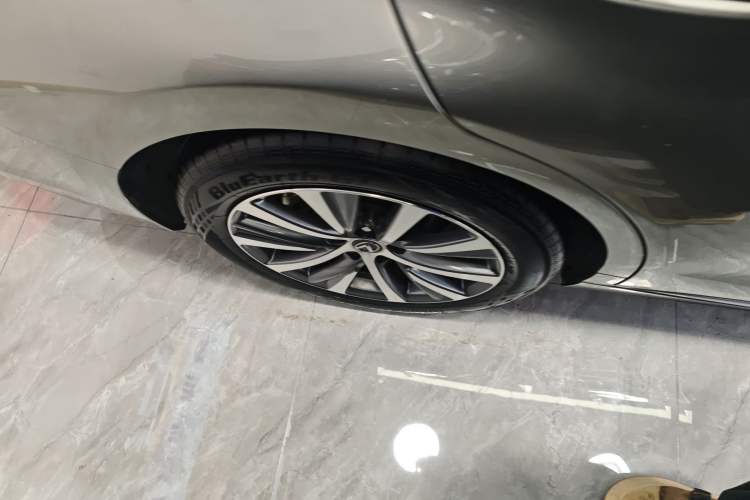 Used Lexus ES 2020 200 Excellence Edition Right Rear Wheel Hub