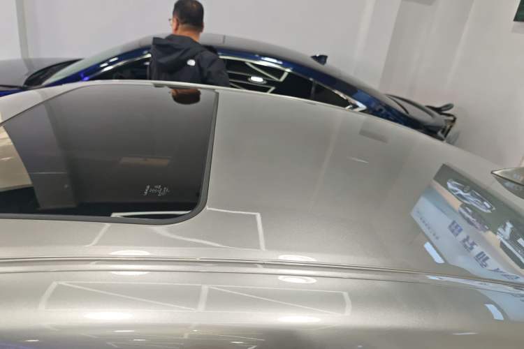 Used Lexus ES 2020 200 Excellence Edition Roof