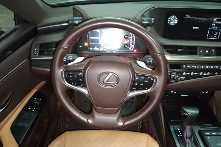 Used Lexus ES 2020 200 Excellence Edition Steering Wheel