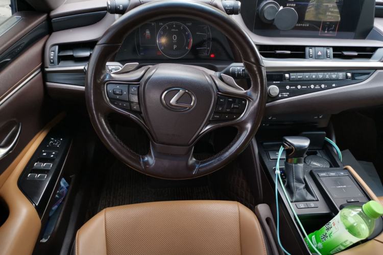 Used Lexus ES 2020 200 Excellence Edition Steering Wheel