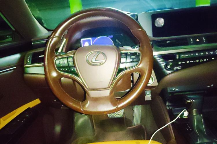Used Lexus ES 2020 200 Excellence Edition Steering Wheel
