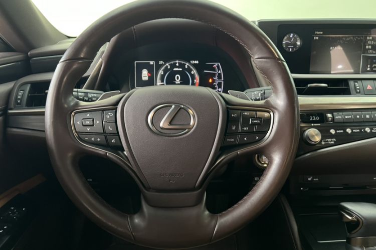 Used Lexus ES 2020 200 Excellence Edition Steering Wheel