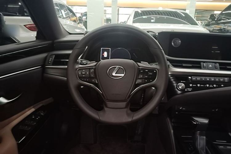 Used Lexus ES 2020 200 Excellence Edition Steering Wheel