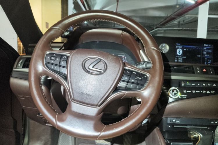 Used Lexus ES 2020 200 Excellence Edition Steering Wheel