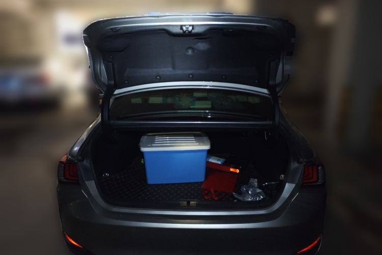 Used Lexus ES 2020 200 Excellence Edition Trunk