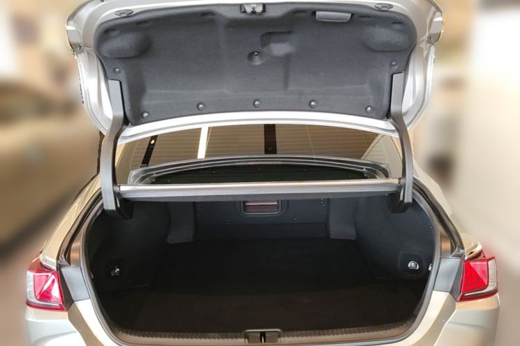 Used Lexus ES 2020 200 Excellence Edition Trunk