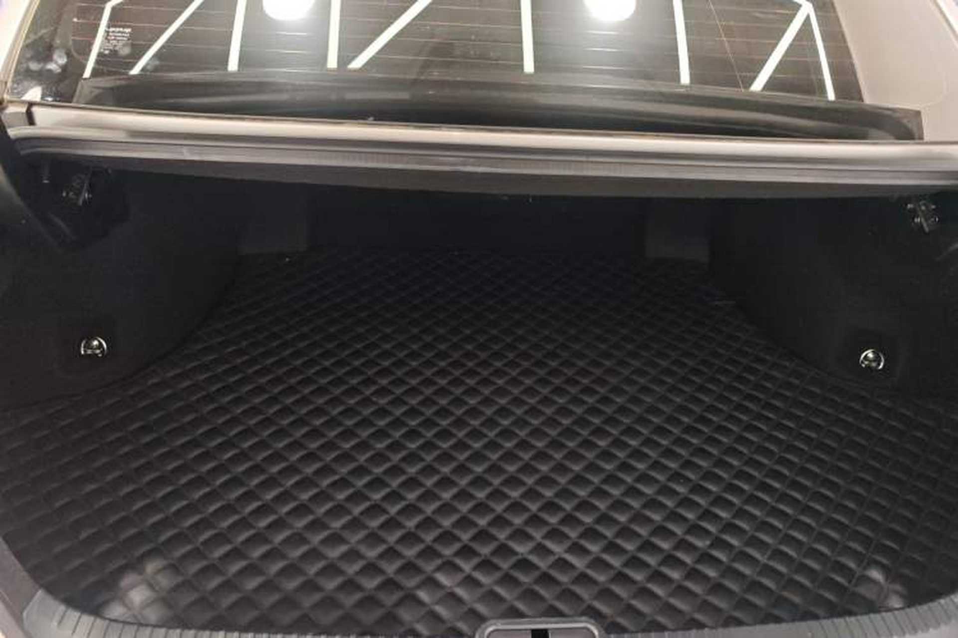 Used Lexus ES 2020 200 Excellence Edition Trunk