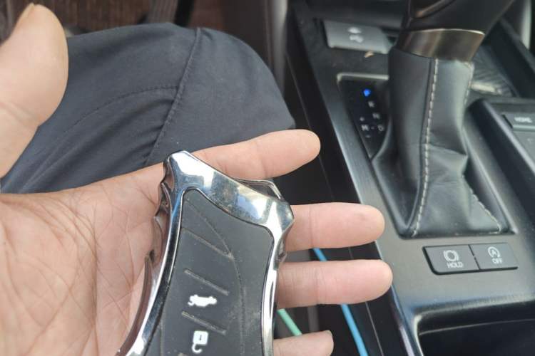 Used Lexus ES 2020 200 Excellence Edition Vehicle Key