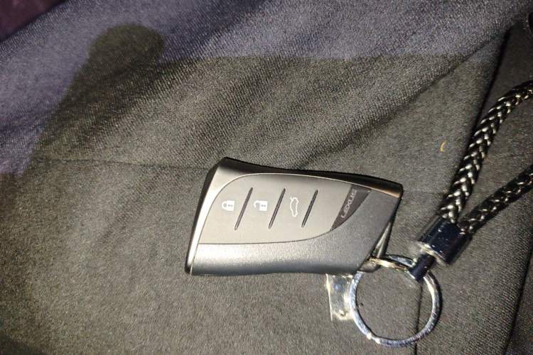 Used Lexus ES 2020 200 Excellence Edition Vehicle Key