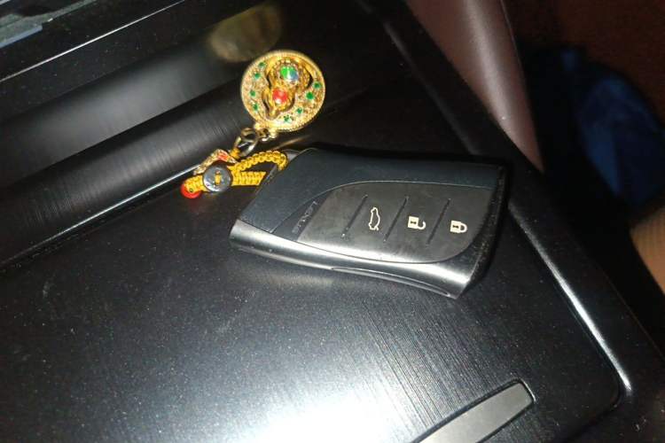 Used Lexus ES 2020 200 Excellence Edition Vehicle Key