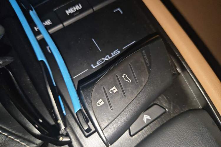 Used Lexus ES 2020 200 Excellence Edition Vehicle Key