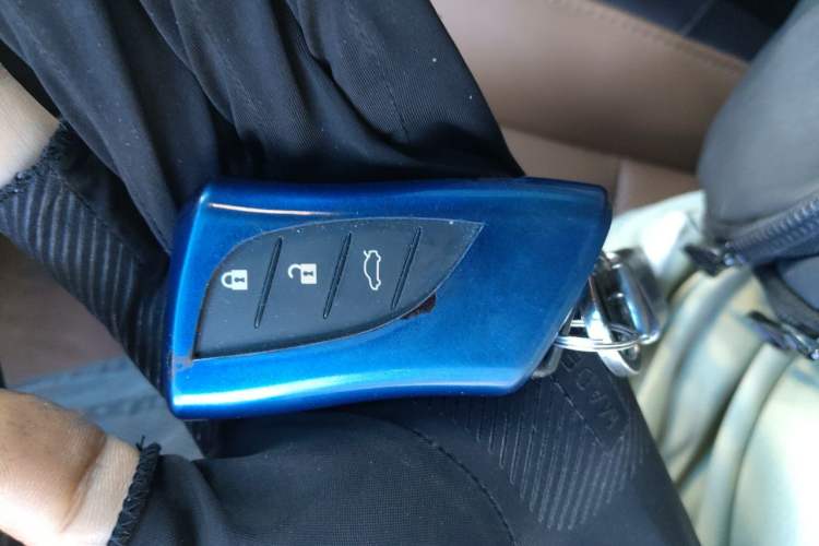 Used Lexus ES 2020 200 Luxury Edition Vehicle Key