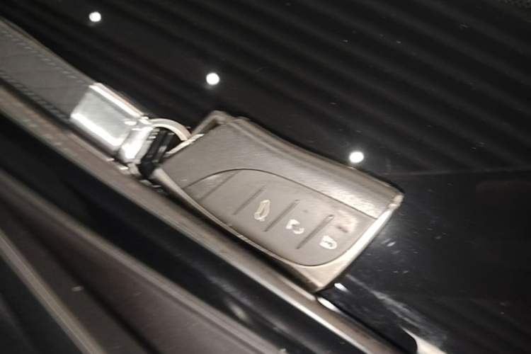 Used Lexus ES 2020 200 Excellence Edition Vehicle Key