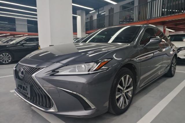 Used Lexus ES 2020 200 Excellence Edition