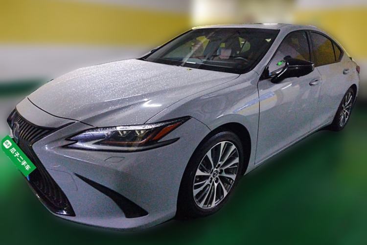 Used Lexus ES 2020 300h Deluxe Edition Guazi used car, China used car export, Used car for sale, Used  cars, Cheapest cars for sale