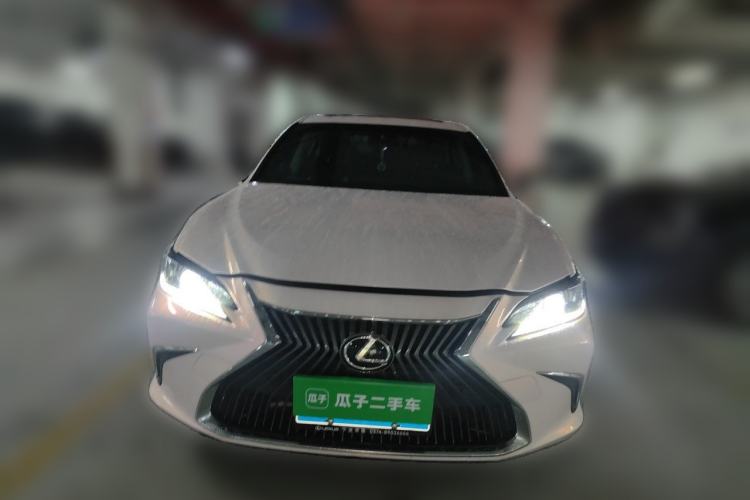 Used Lexus ES 2020 200 Excellence Edition Front