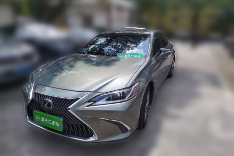 Lexus ES 2020 200 Excellence Edition с пробегом Guazi used car, China used car export, Used car for sale, Used  cars, Cheapest cars for sale