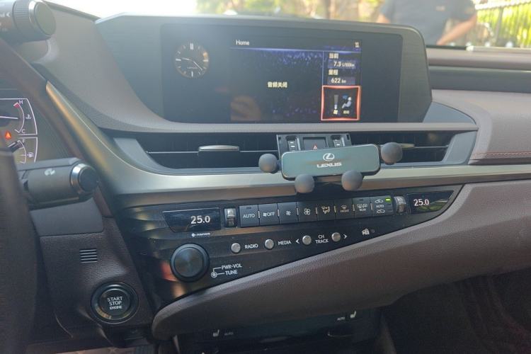 Used Lexus ES 2020 200 Excellence Edition Audio And AC Panel