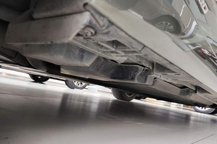 Used Lexus ES 2020 300h Premier Edition Chassis Rear Right