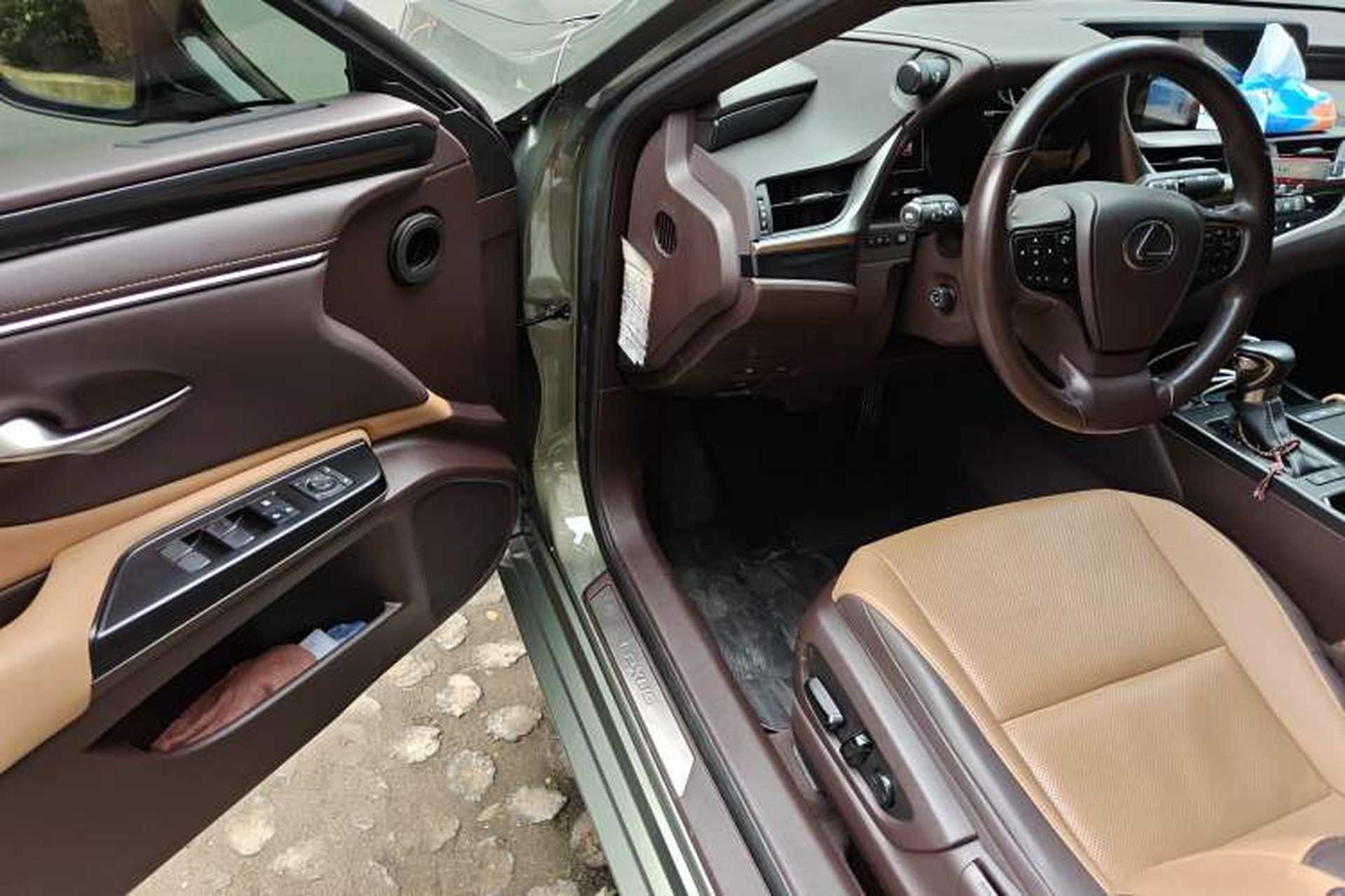 Used Lexus ES 2020 200 Excellence Edition Driver Seat